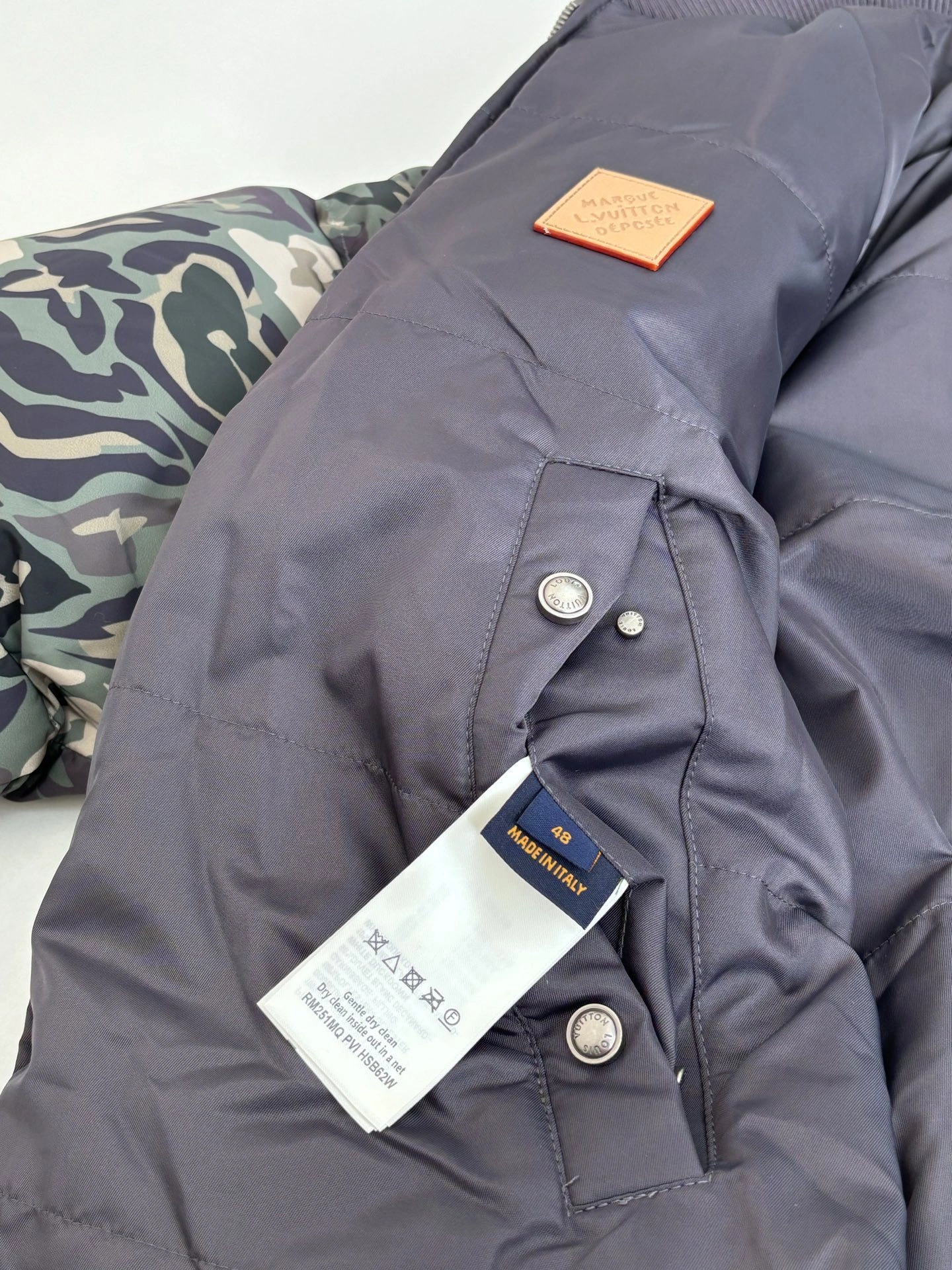 wg.luxury-- 8V reversible item: E-F431J1721